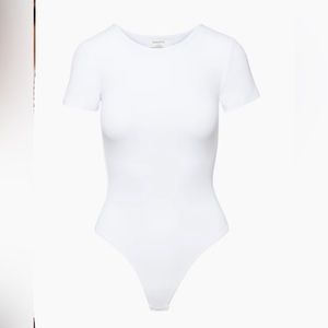 Aritzia Babaton Contour Crew Shortsleeve Bodysuit White